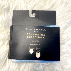 Banana Republic Convertible Mask